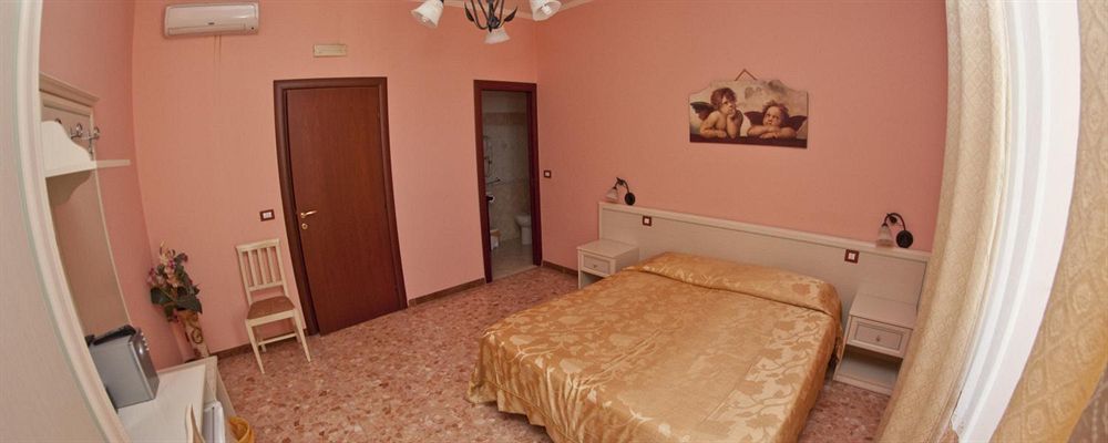 Rs San Sebastiano Holidays 阿奇雷亚莱 外观 照片