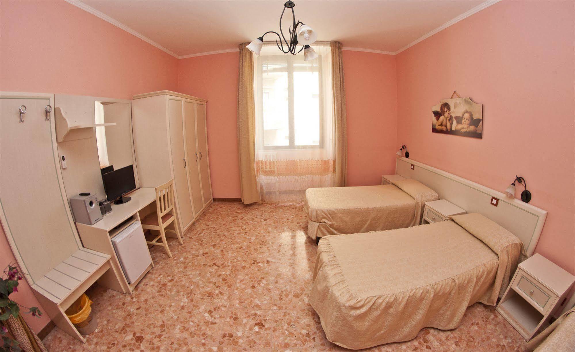 Rs San Sebastiano Holidays 阿奇雷亚莱 外观 照片