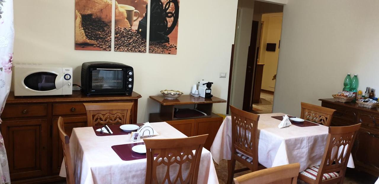 Rs San Sebastiano Holidays 阿奇雷亚莱 外观 照片